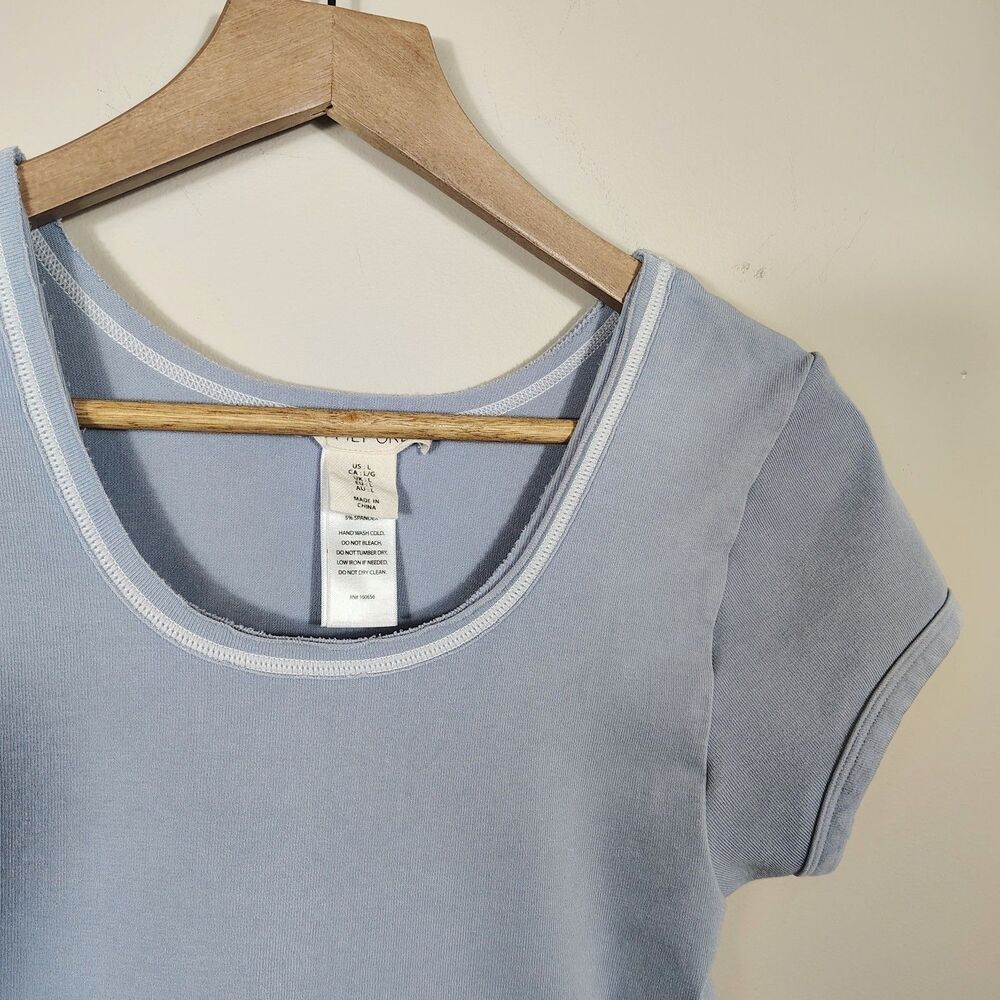 Minimalist Fitted Scoop Neck Tee Size L Stretchy Capsule Wardrobe Basic Clean - Picture 2 of 7